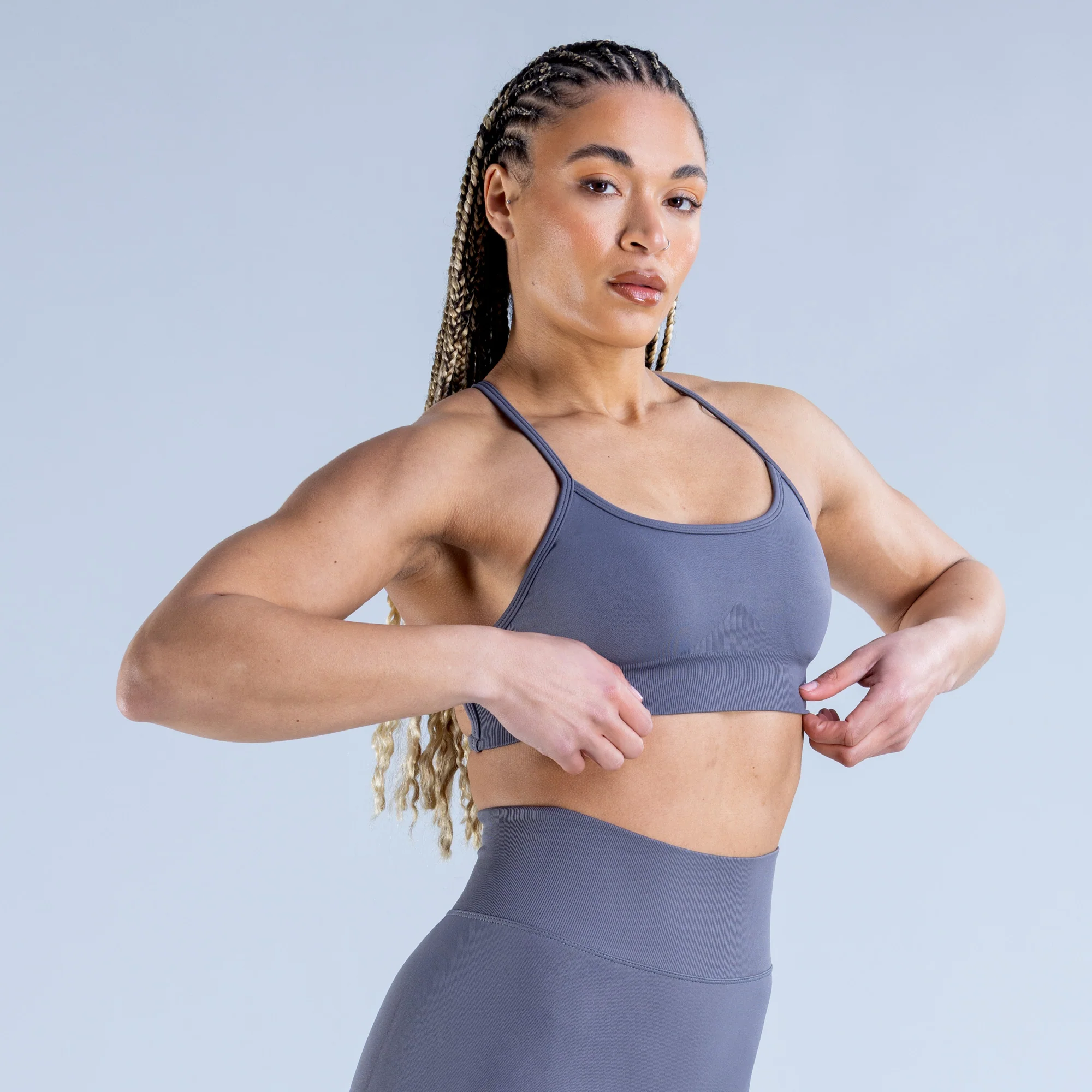 Dynamic Backless Sports Bra - Image 5
